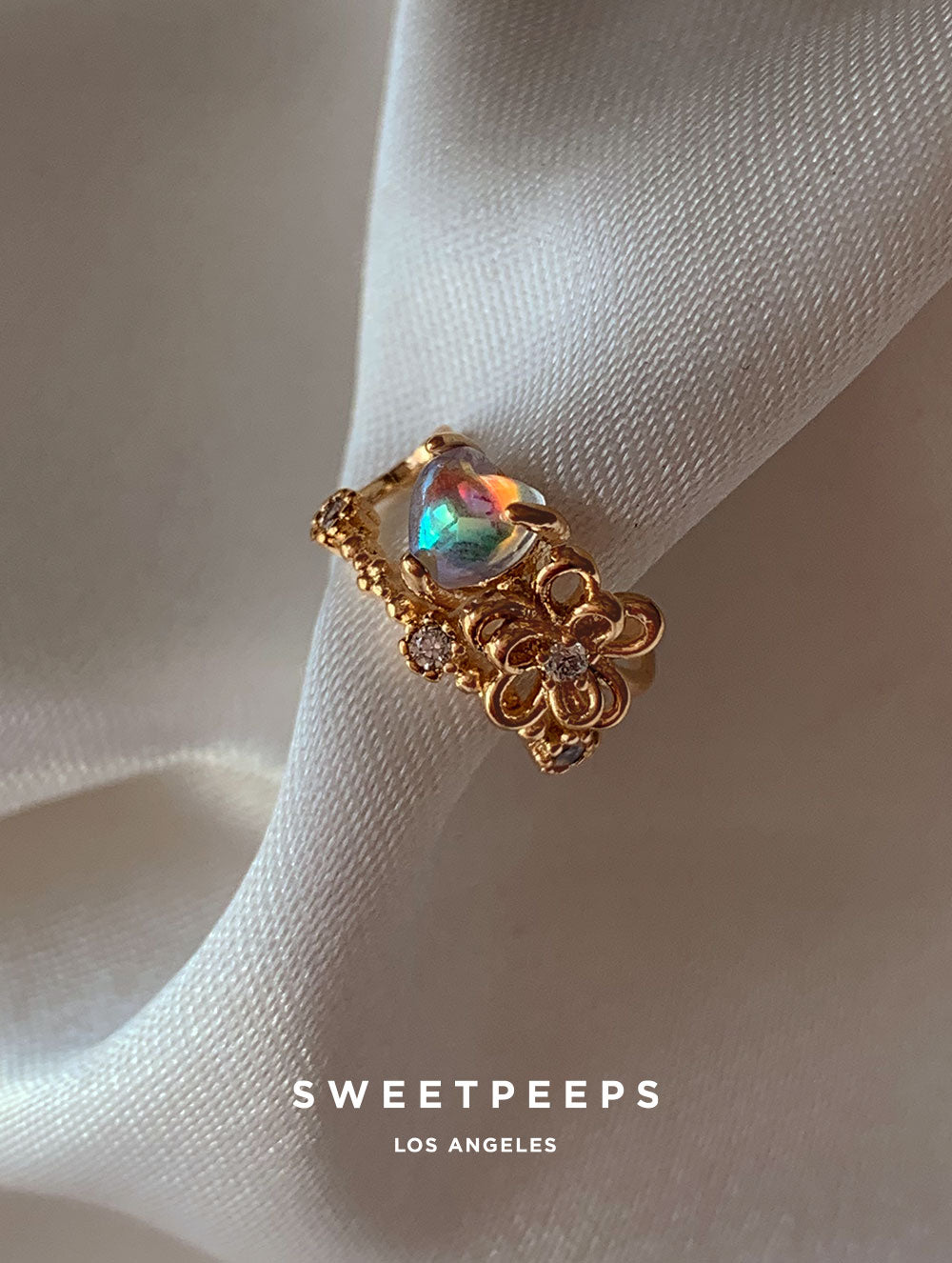 Daisy Heart Ear Cuff