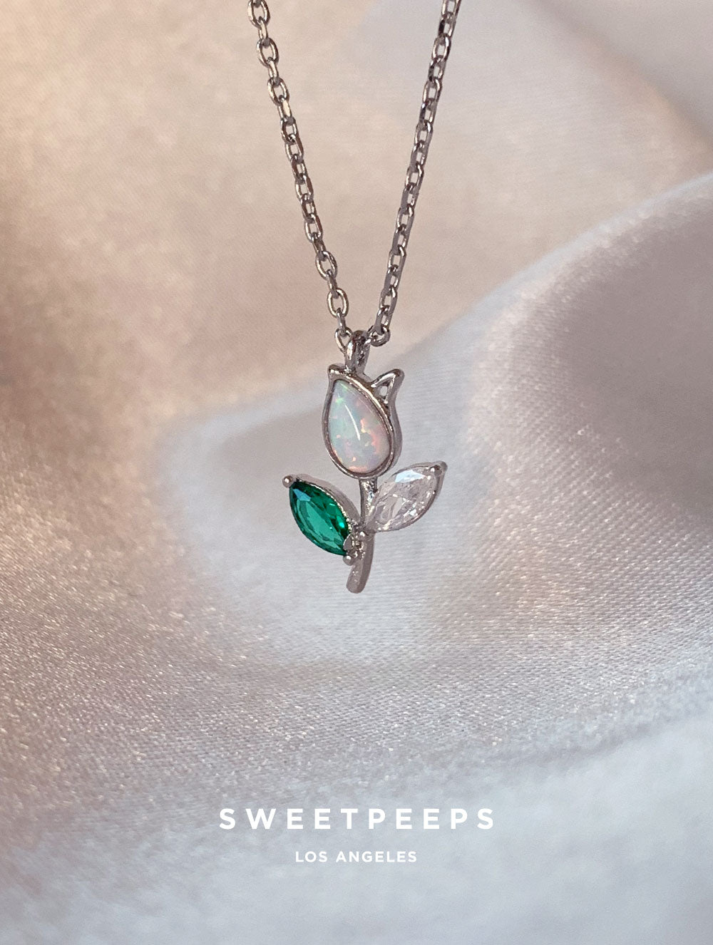 Bouquet Tulip Necklace - Silver