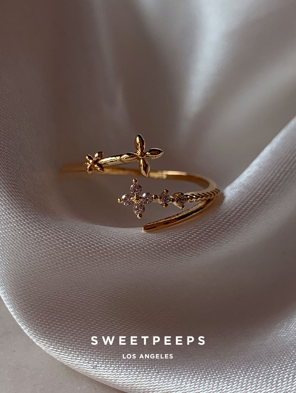 Trefoil Diamond Ring
