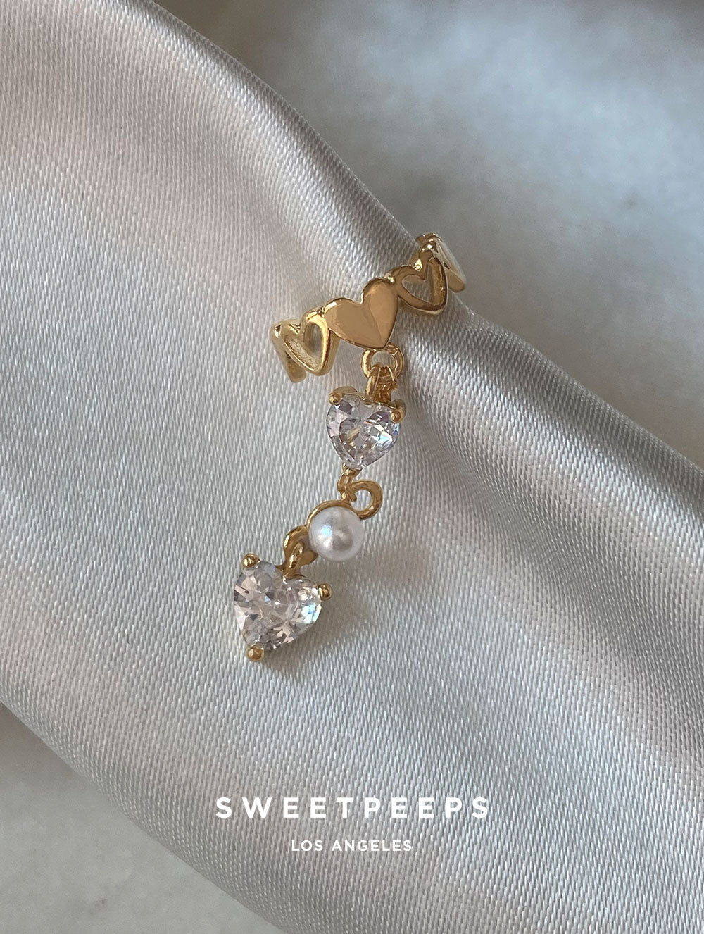 Heart Charmer Ear Cuff
