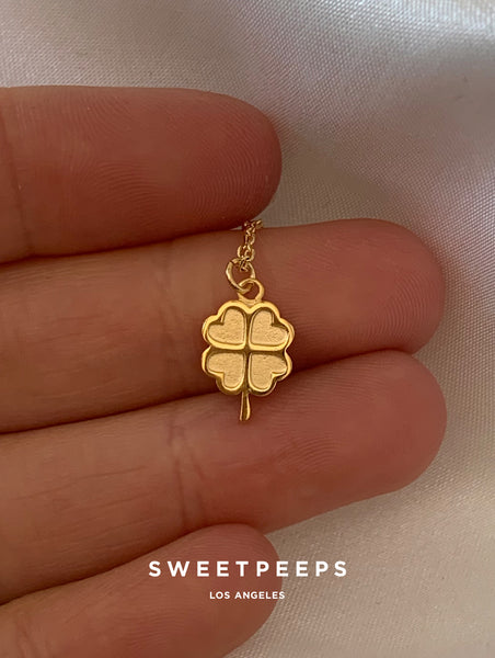 Im so lucky* little clover pendant necklace — THE LINE handmade fine jewelry