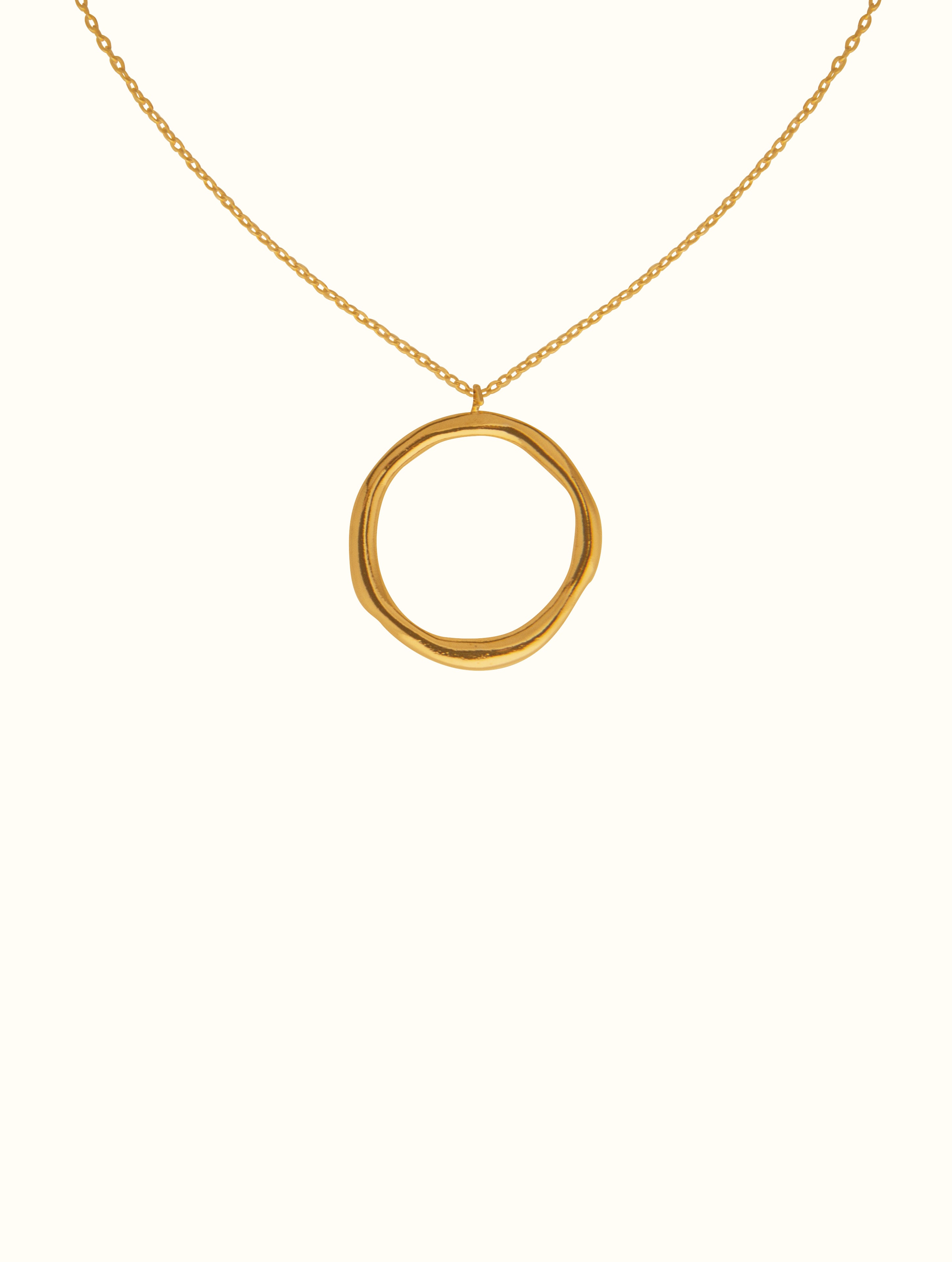 18k Hammered Circle Necklace