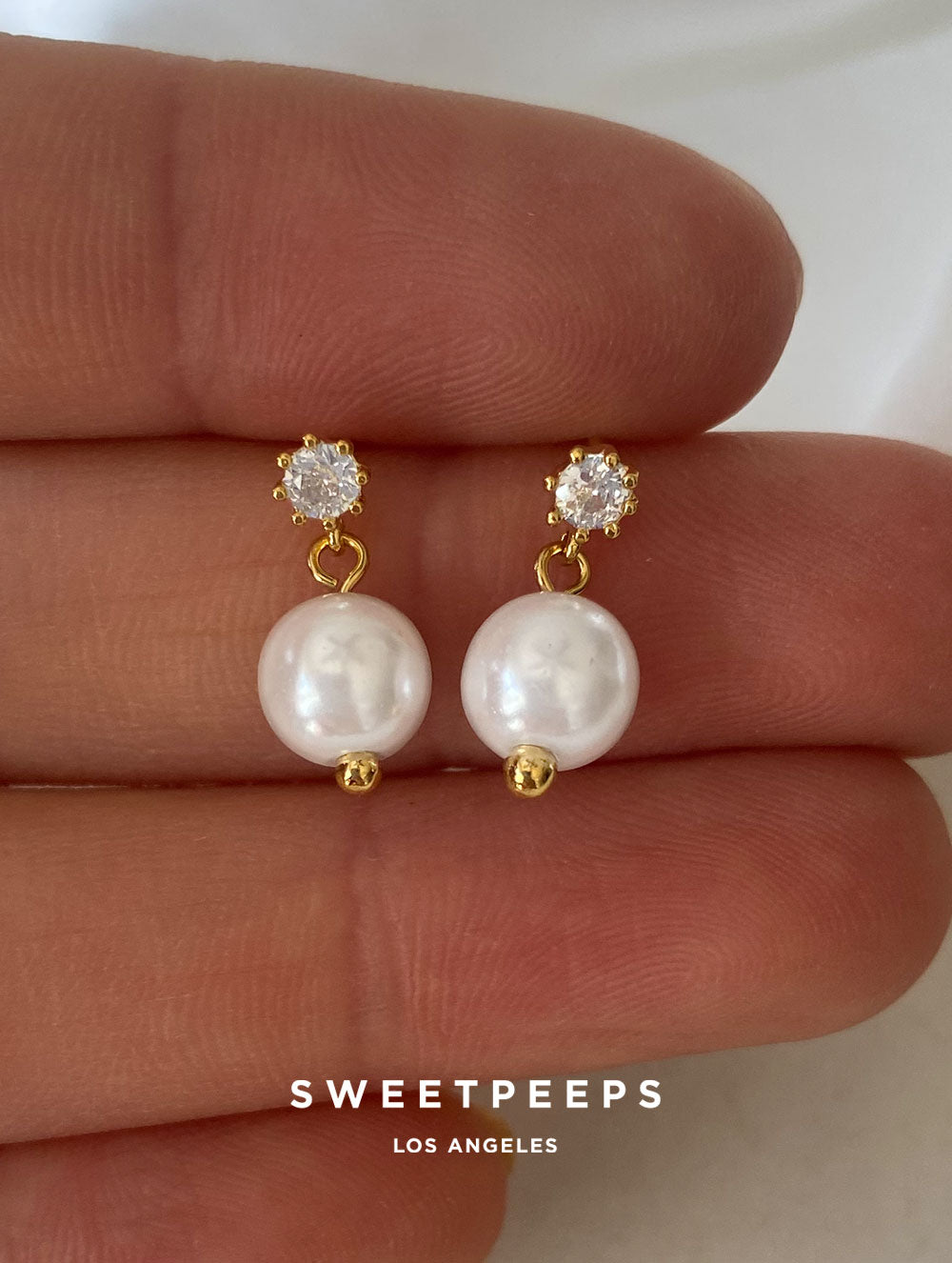Staple Lady Pearl Studs