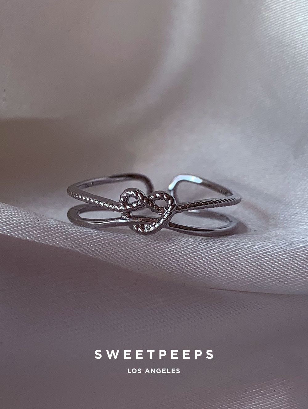 Pretzel Heart Ring - Silver