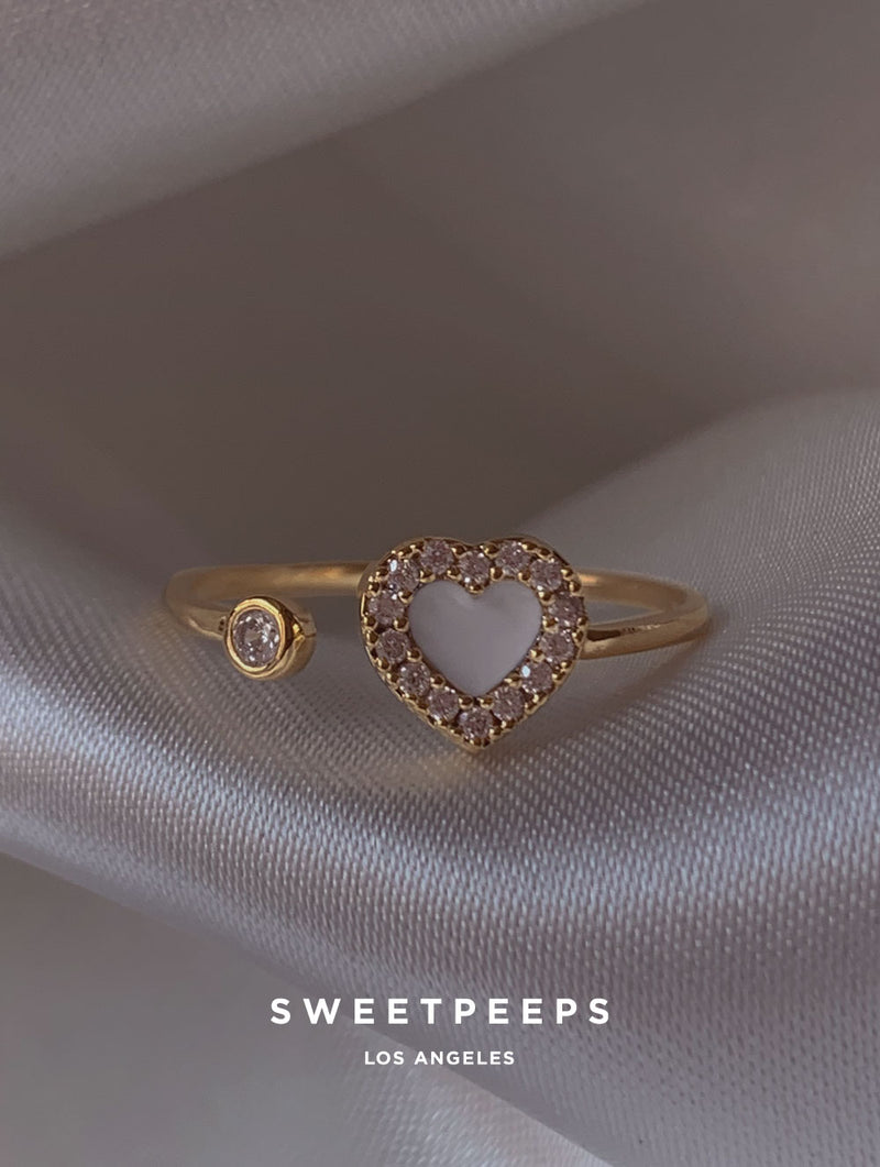 Daphne Ivory Heart Ring