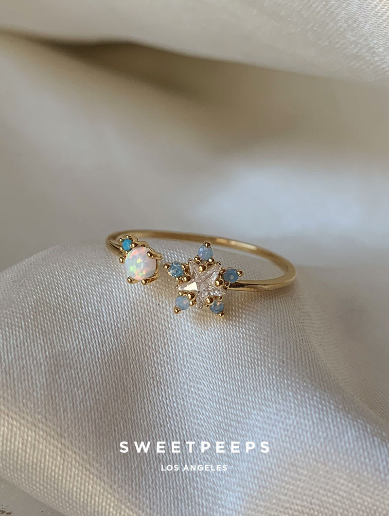 Beverly Blue Twinkle Ring