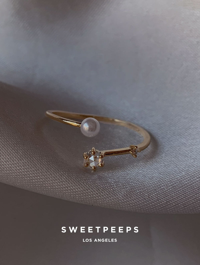 Cynthia Delicate Pearl Ring