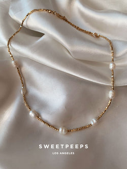 Golden Pearlescent Beaded Necklace
