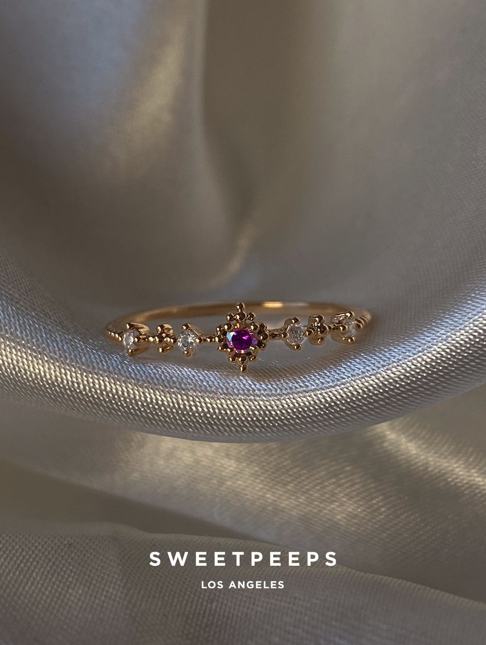 Rue Throne Ring
