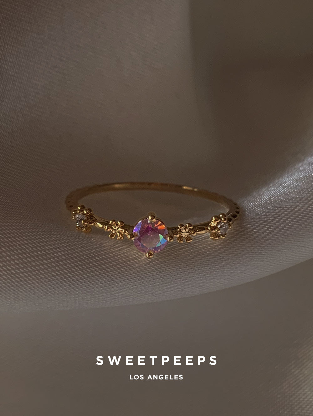 Perla Dainty Ring