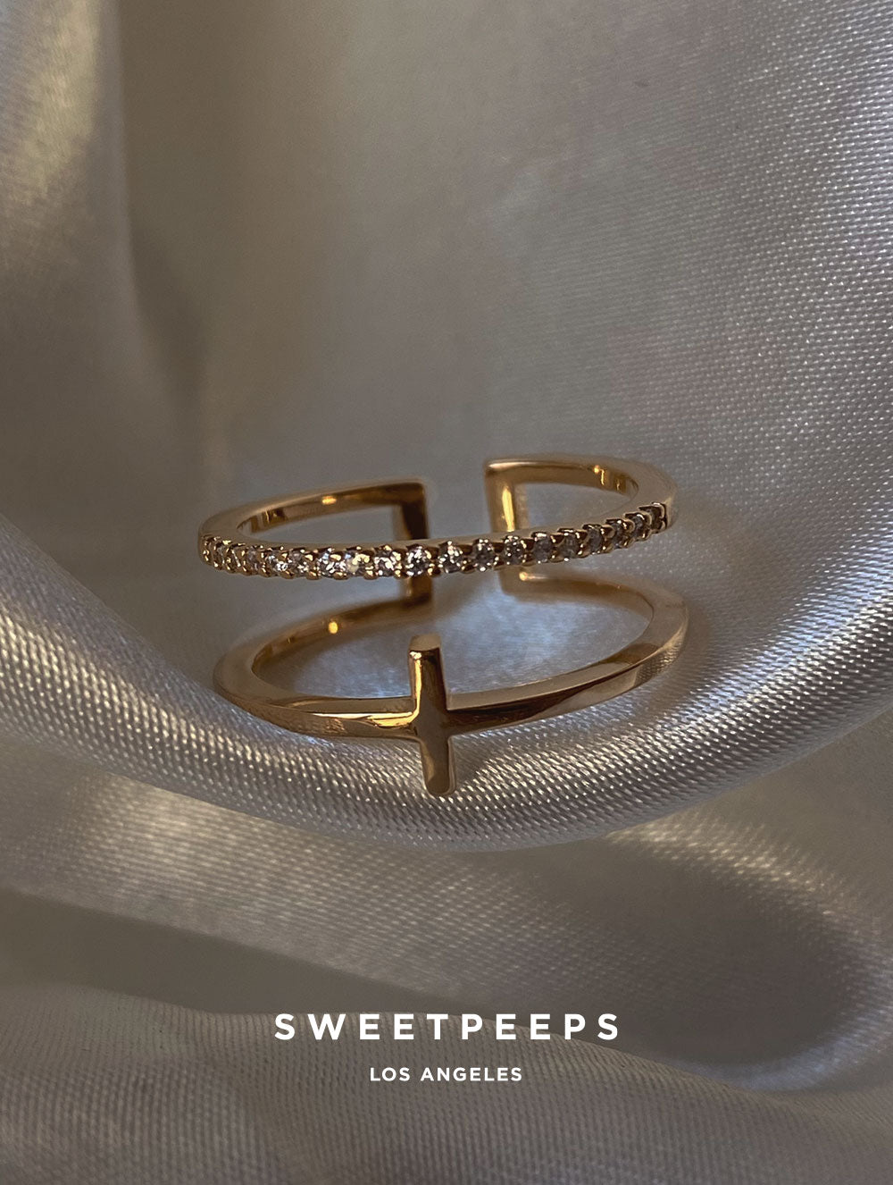 Classic Band Cross Ring