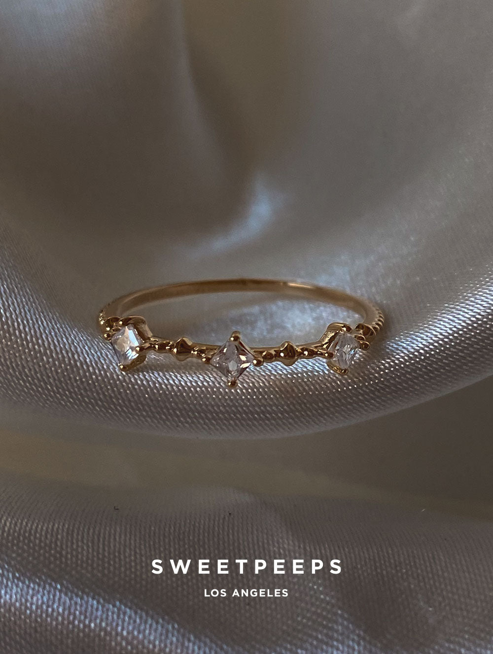 Victoria Classic Ring