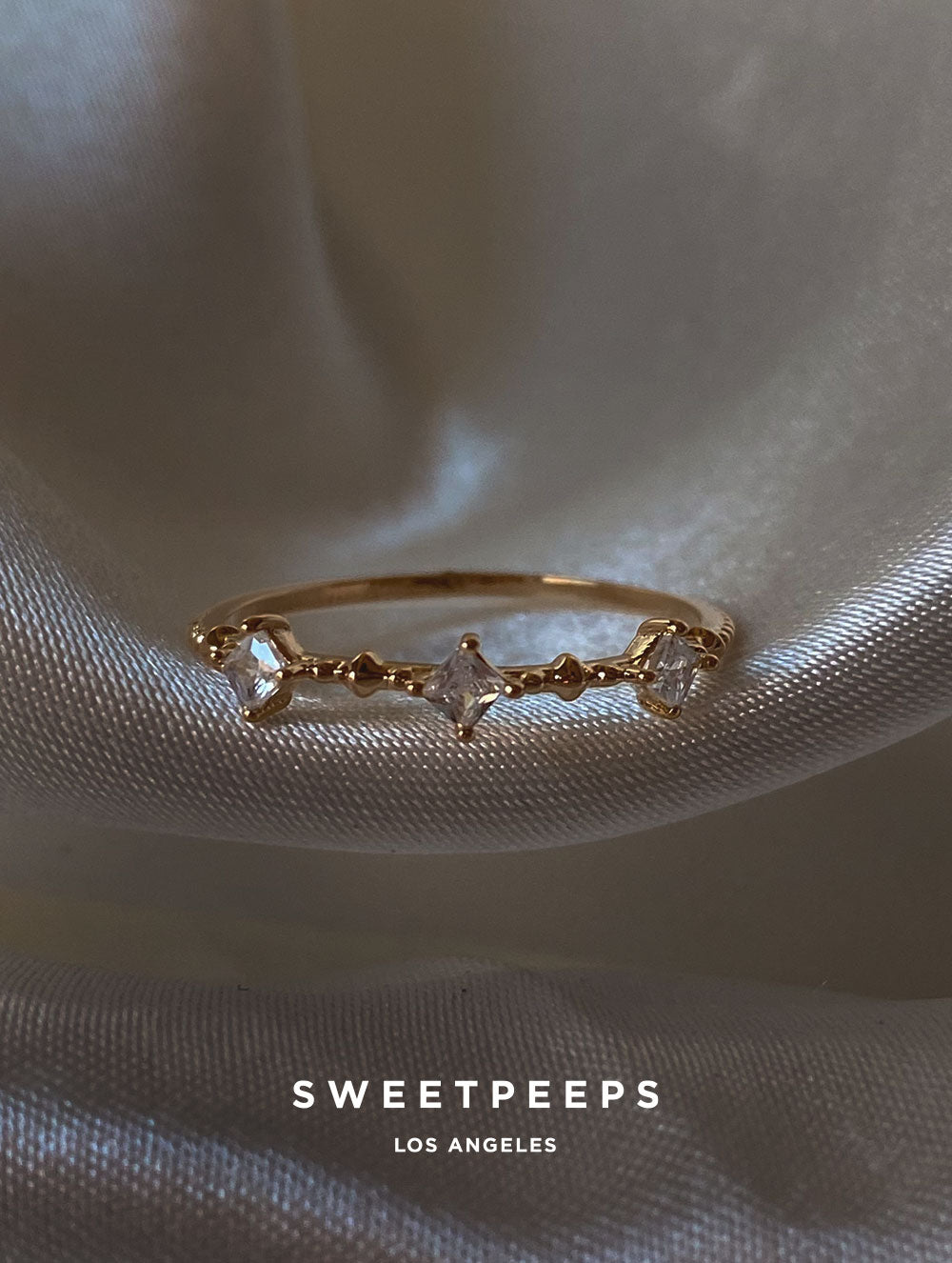 Victoria Classic Ring
