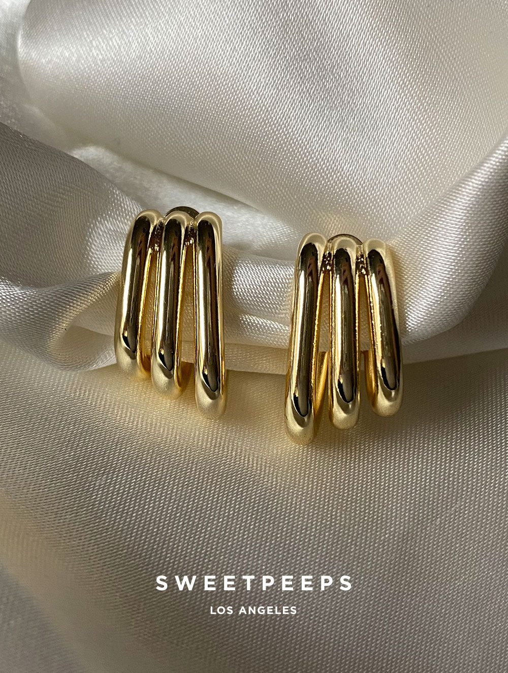 Minimal 3-Hoop Studs