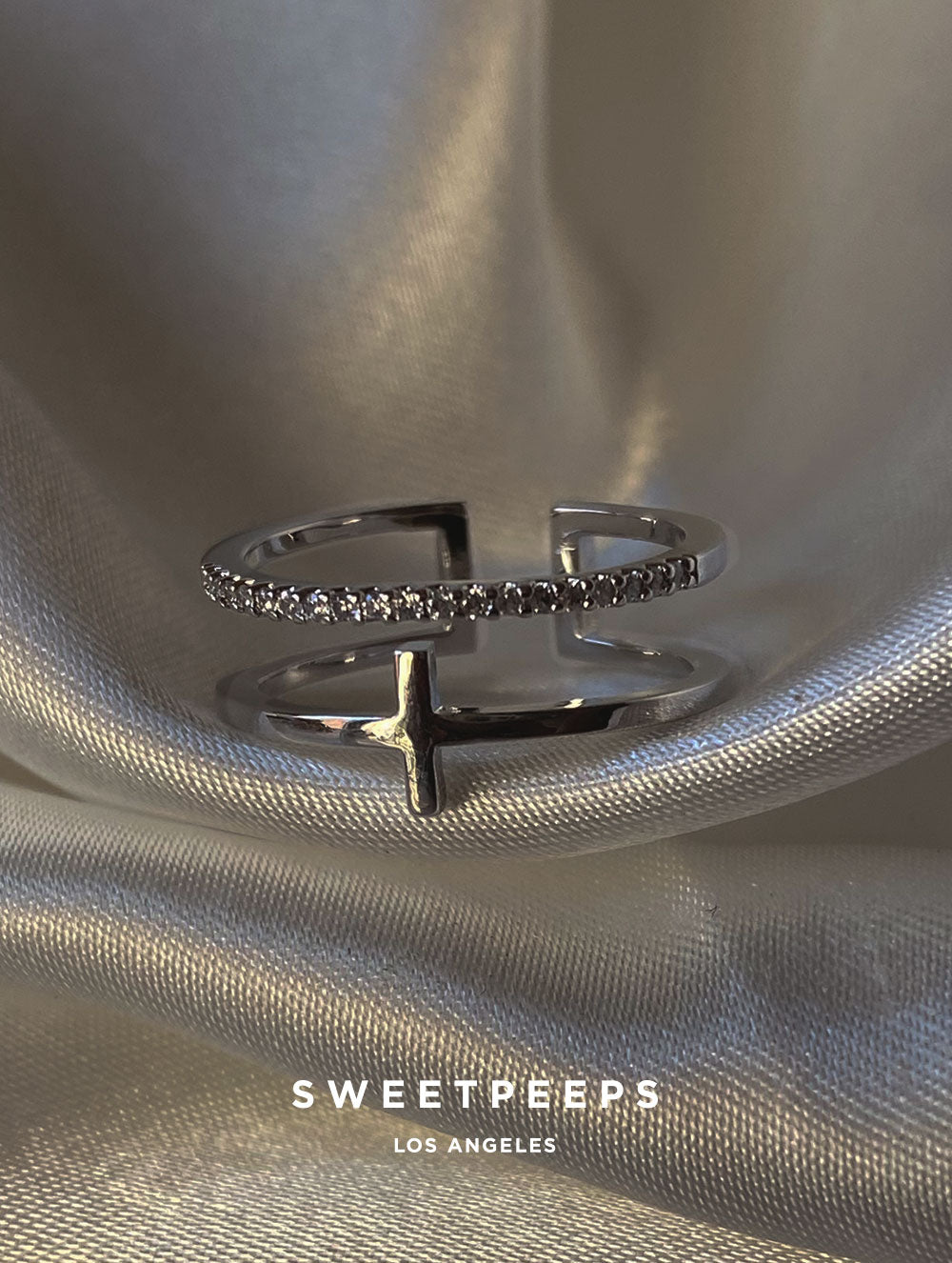 Classic Band Cross Ring - Silver
