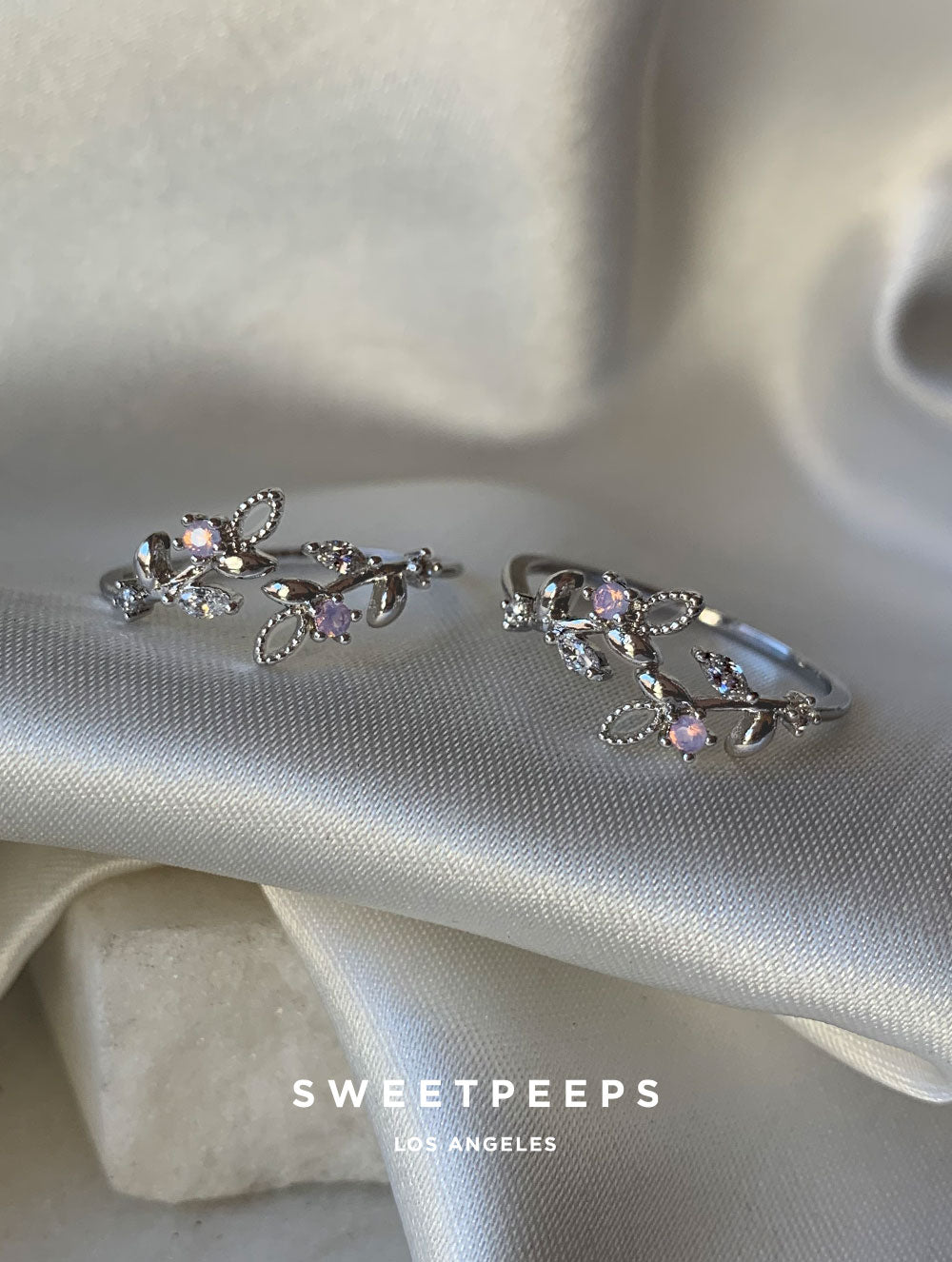 Paisley Pastel Leaf Ring - Silver