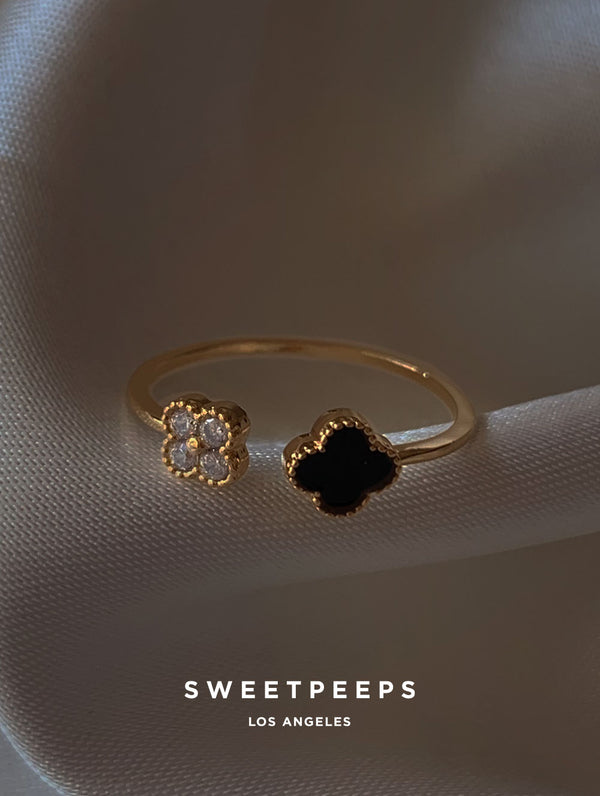 Cherli Black Clover Ring