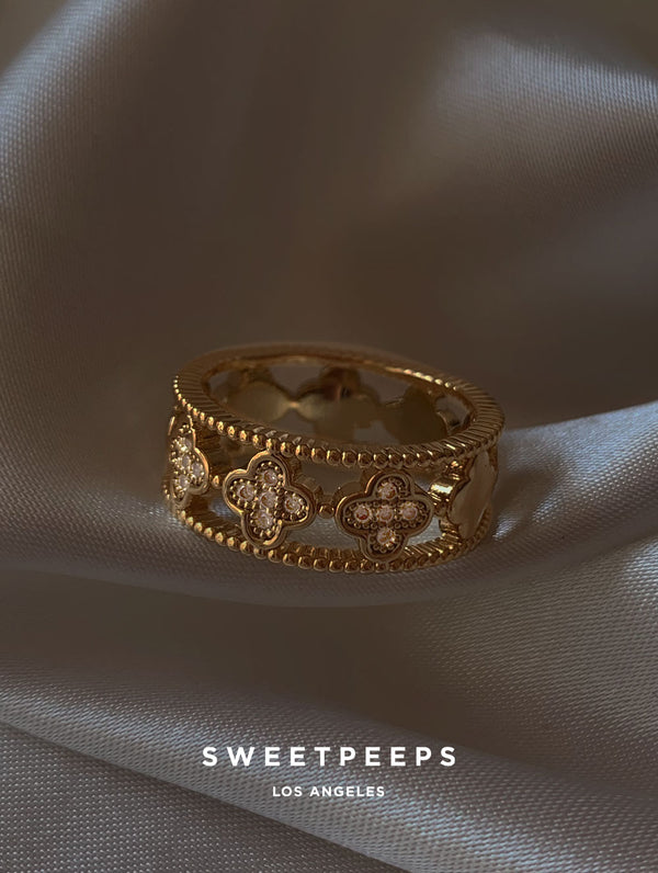 Maude Clover Ring