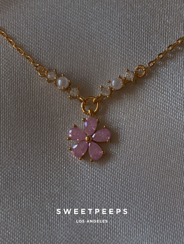 Linnea Pink Petals Necklace