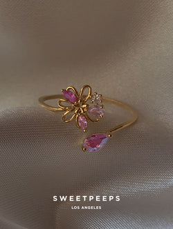 Akina Fuchsia Ring