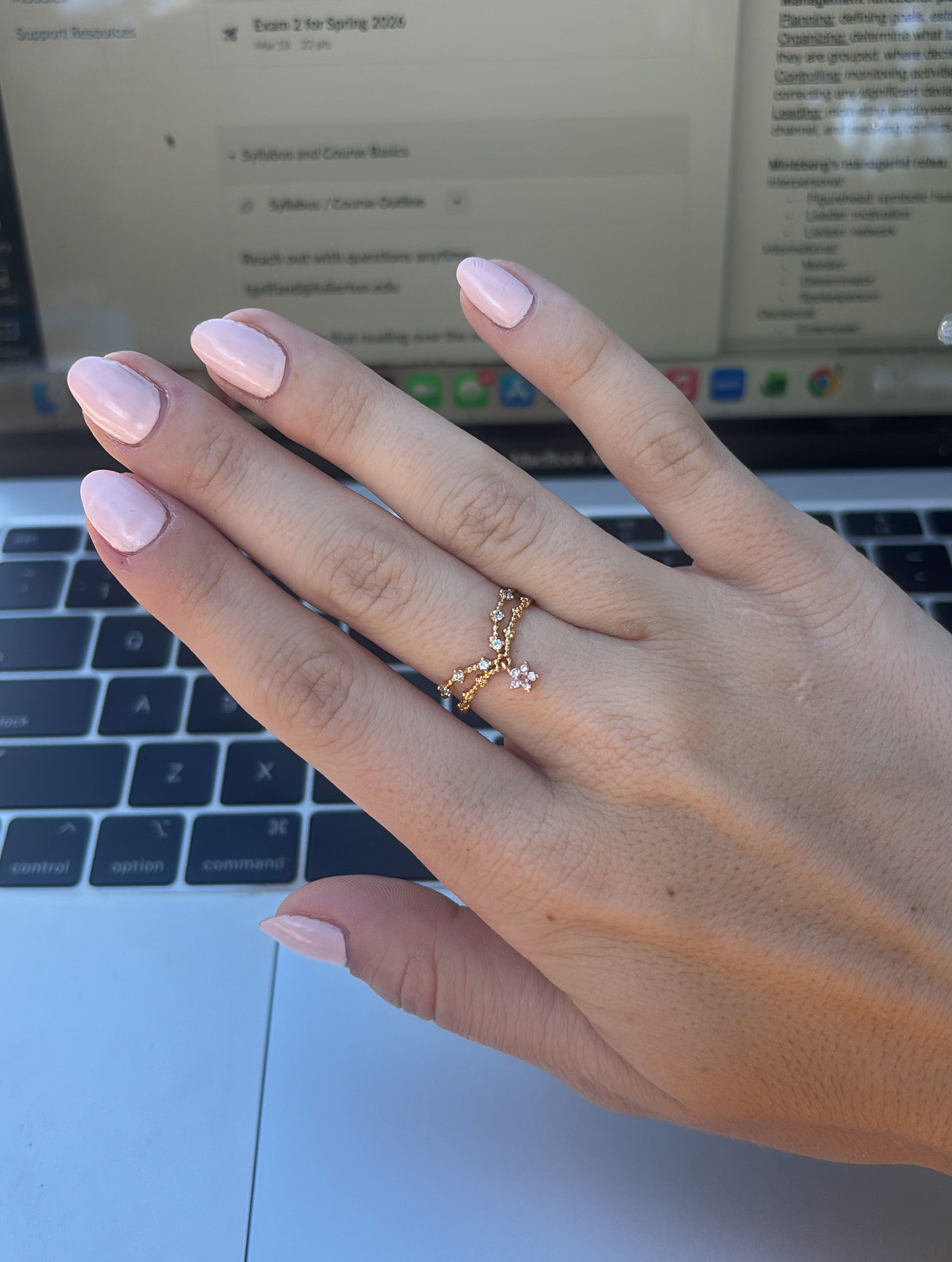 Antonia Star Ring