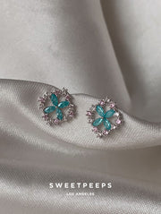 Oaklynn Silver Clover Studs