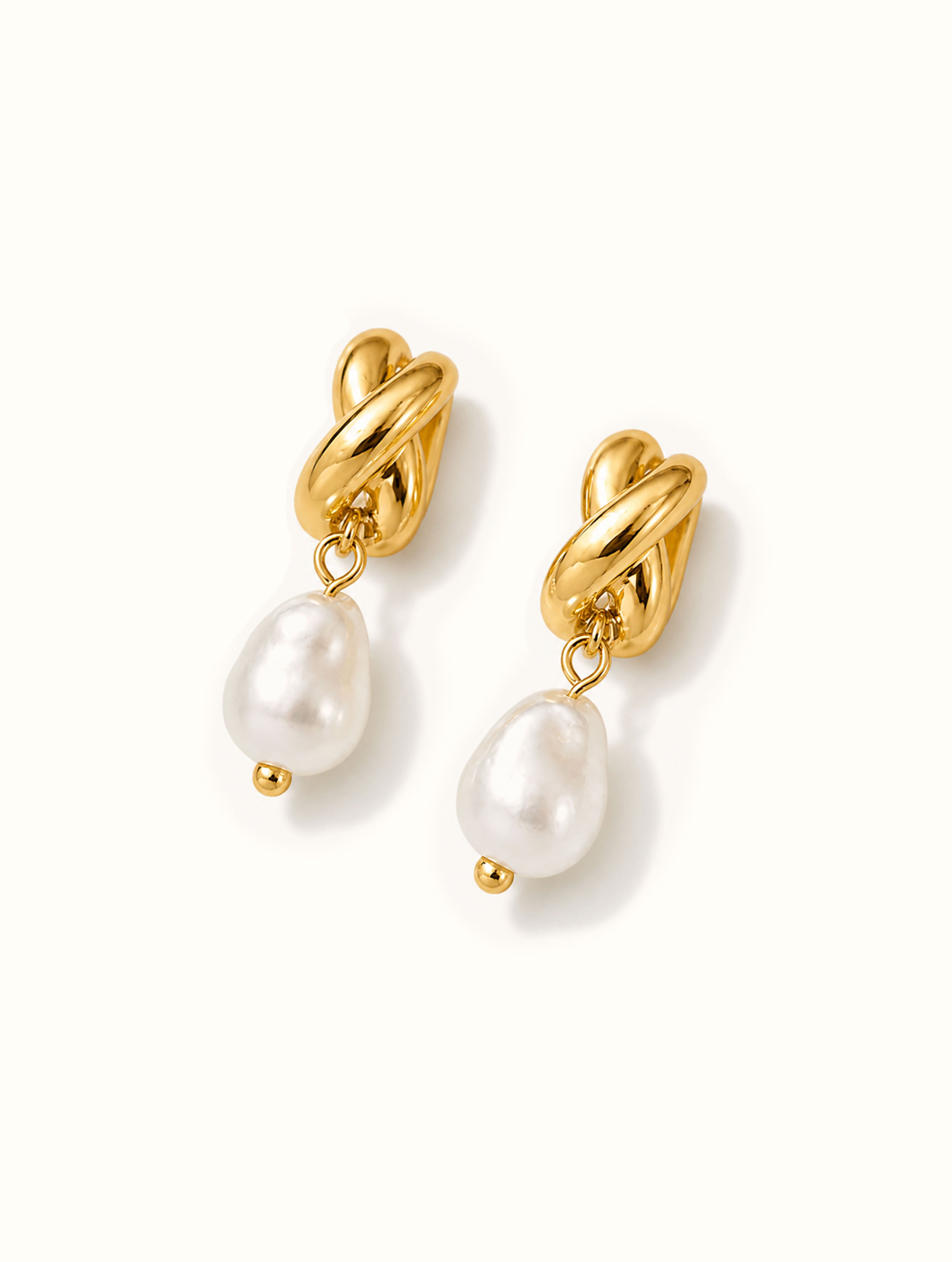 Knotted Pearl Studs