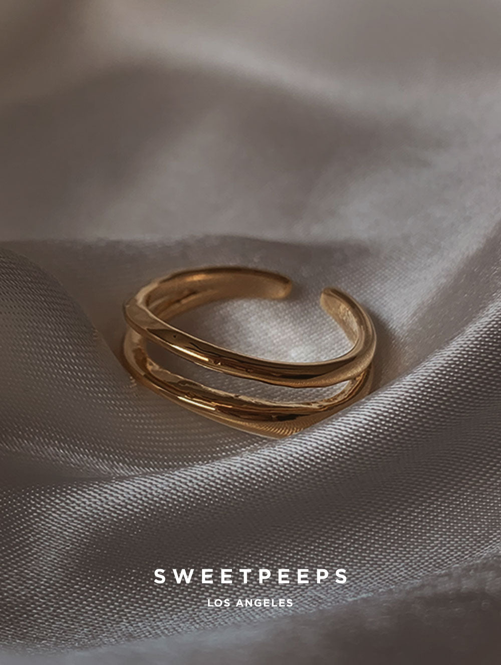 Jennifer Classic Gold Ring – SP Inc.