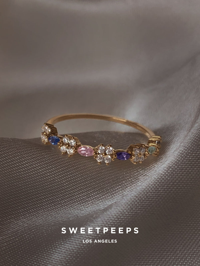 Meadow Dainty Crystal Ring