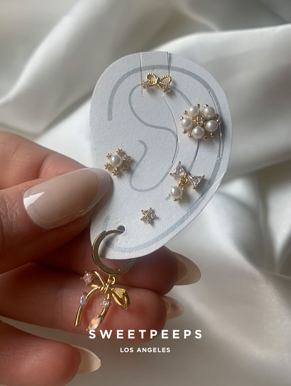 Delicious Bow Hoops