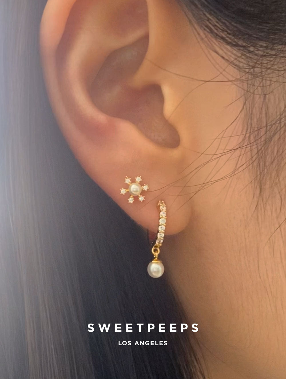 Snowflake Flower Stud Set