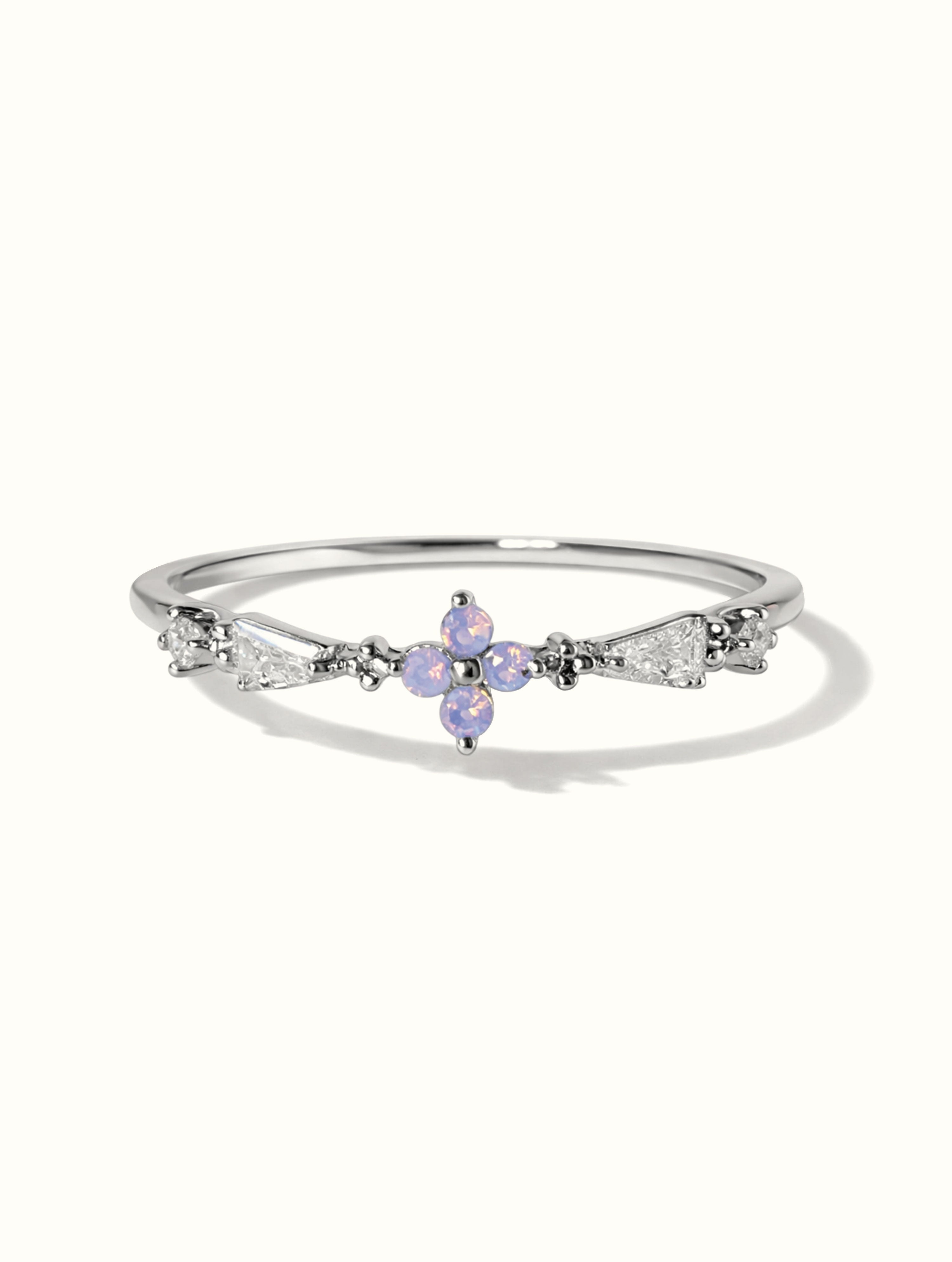 Annabelle Dainty Clover Ring - Silver