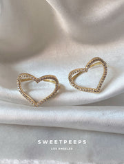 Diamond Outline Heart Ring