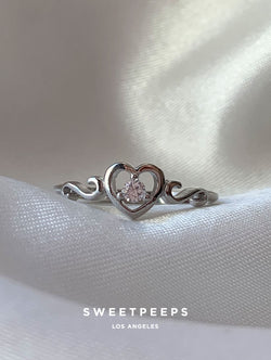 Ethereal Heart Ring (Silver)