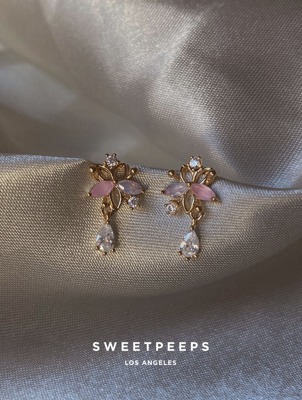 Skye Hibiscus Studs