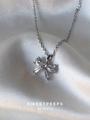 Silver Sweet Bow Necklace