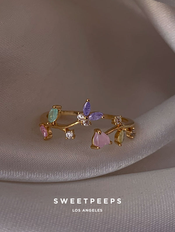 Mika Butterfly Hearts Ring