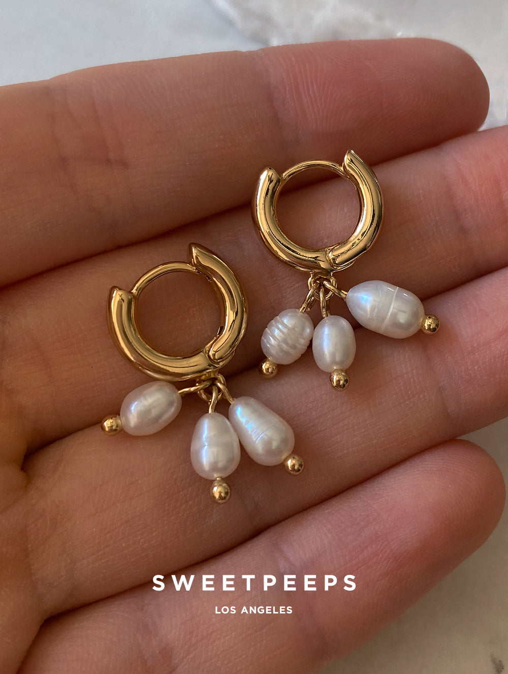 Oval Pearl Charms Hoops