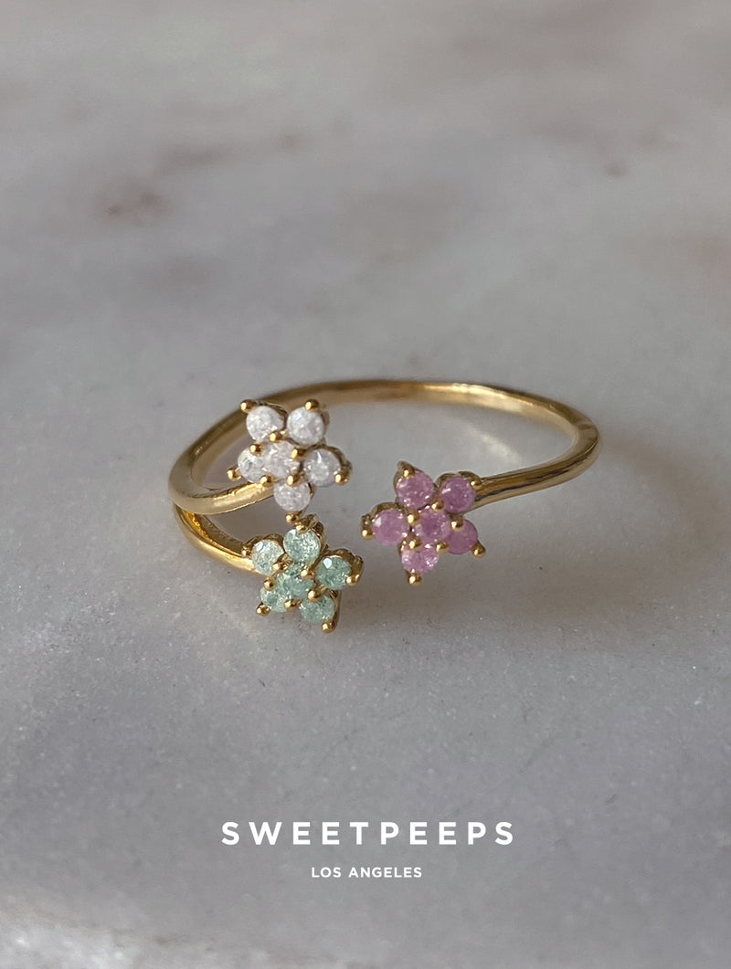 Fete Champetre 3 Flowers Ring