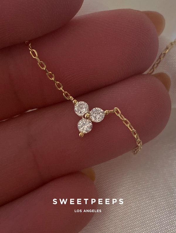 Diamond Tiny Clover Necklace