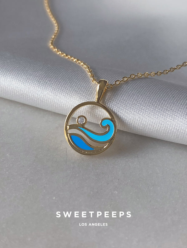 Surfer Girl Necklace (Surfer)