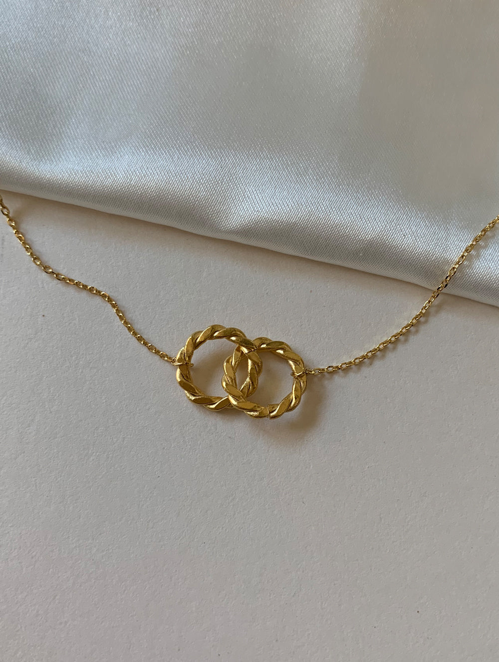 Classic Chain Link Necklace