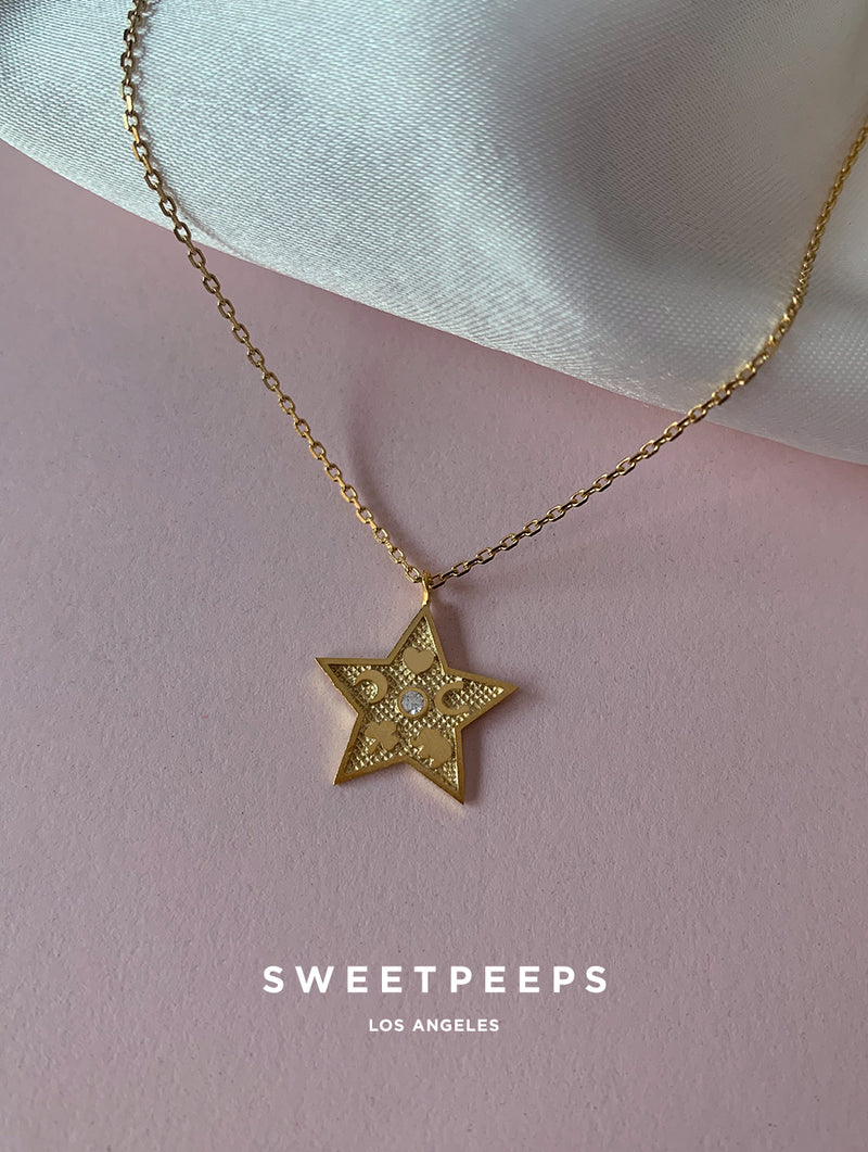 Universal Star Necklace