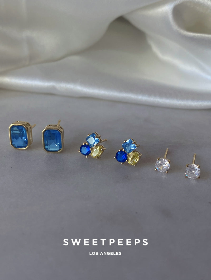 6 Sapphire Blue Stud Set (Sapphire)