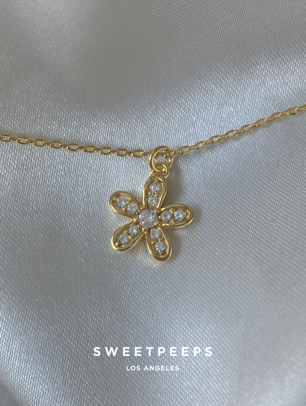 Daisy Girl Necklace