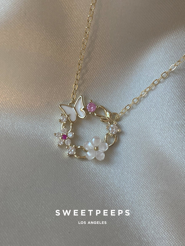 Gentle & Delicate Charm Necklace