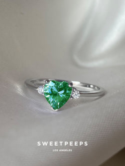 Sterling Silver Emerald Green Ring