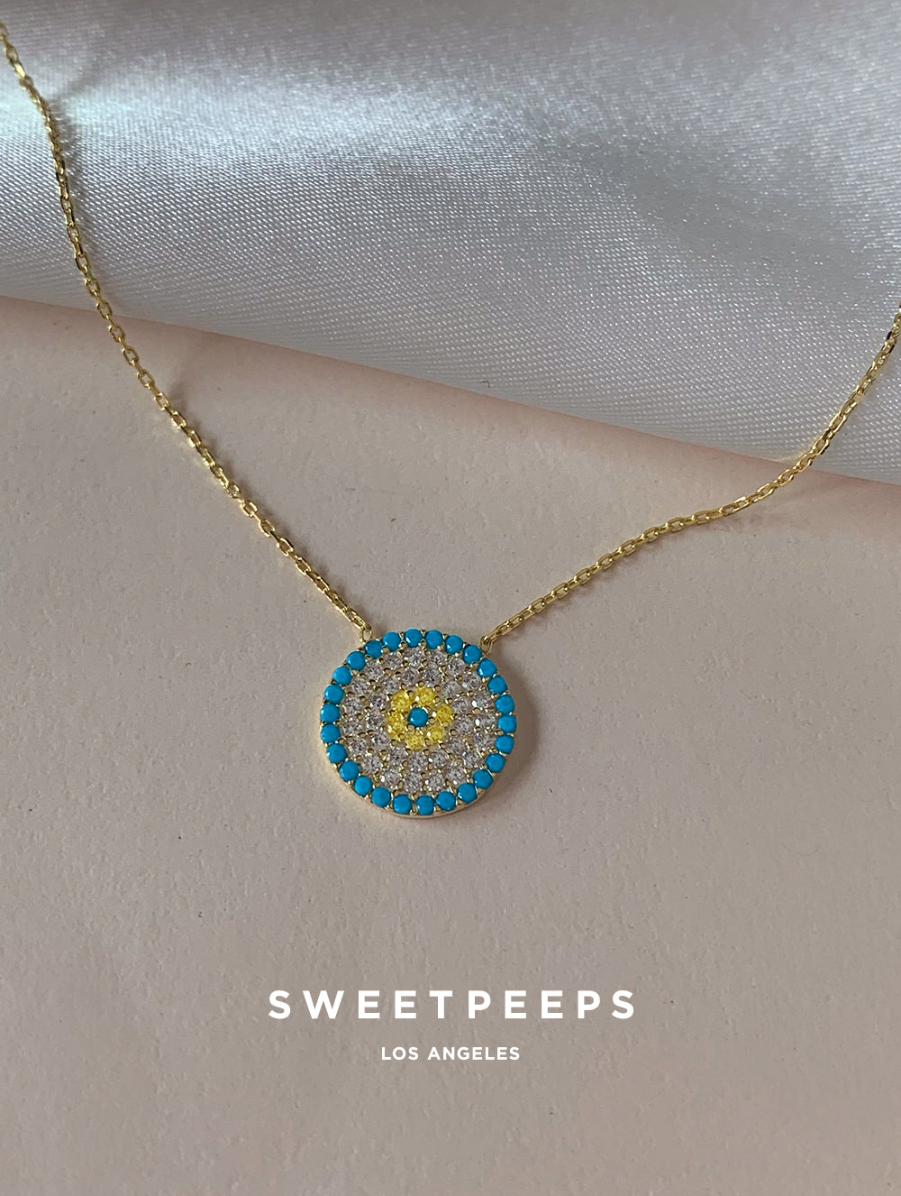 Daisy Pendant Necklace