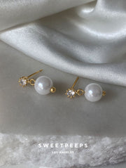 Staple Lady Pearl Studs